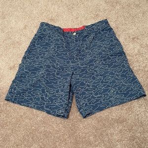 Mens Vineyard Vines Blue Shorts with Tuna Fish Pattern 32